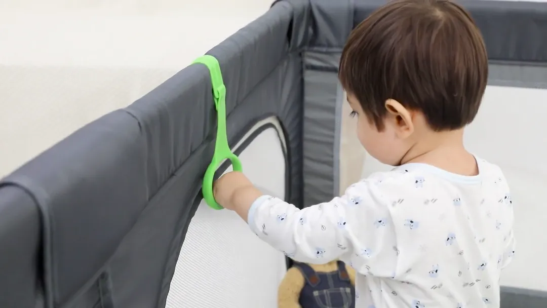 Adult-Accessible Baby Playpen