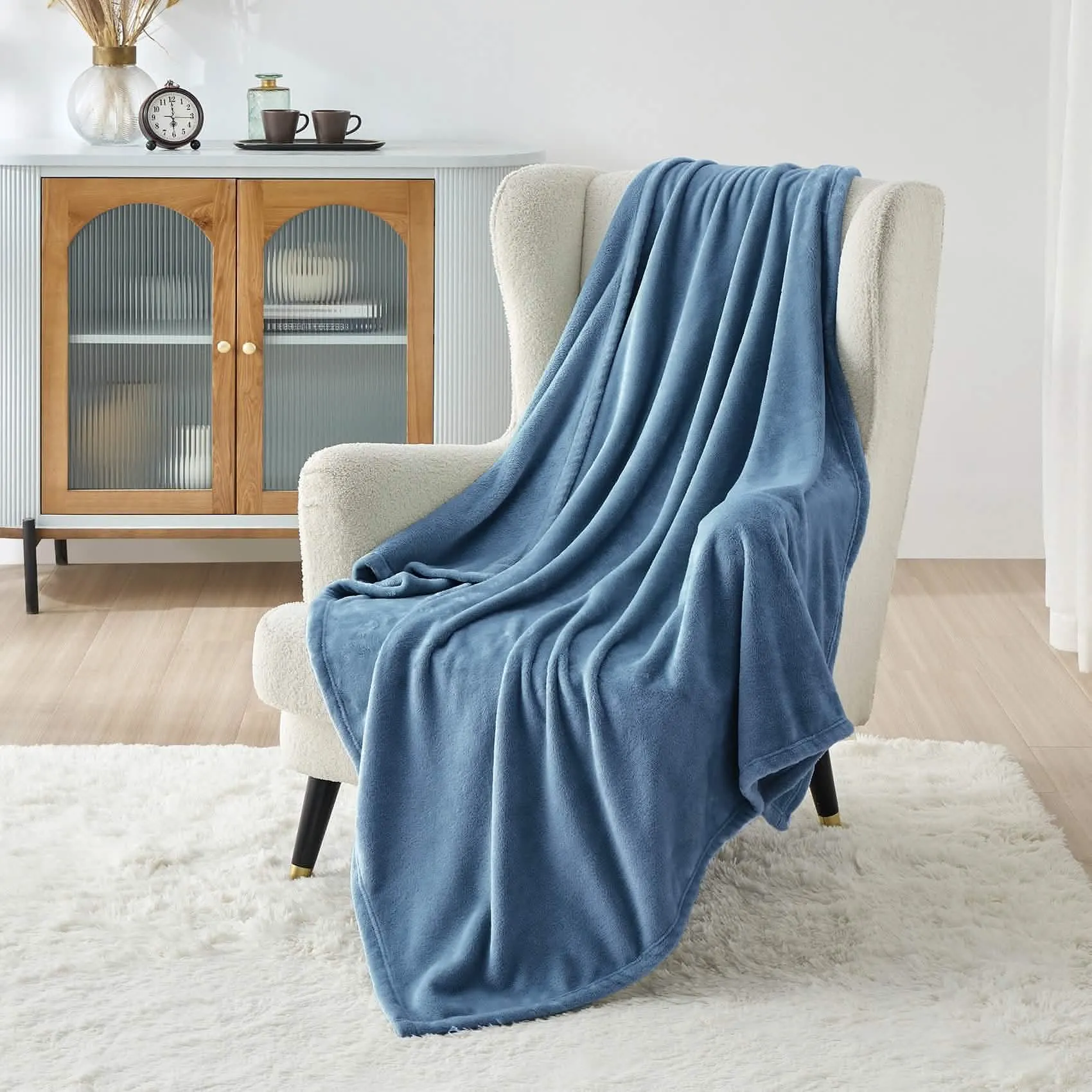 Bedsure Flannel Fleece Blanket 300gsm-2