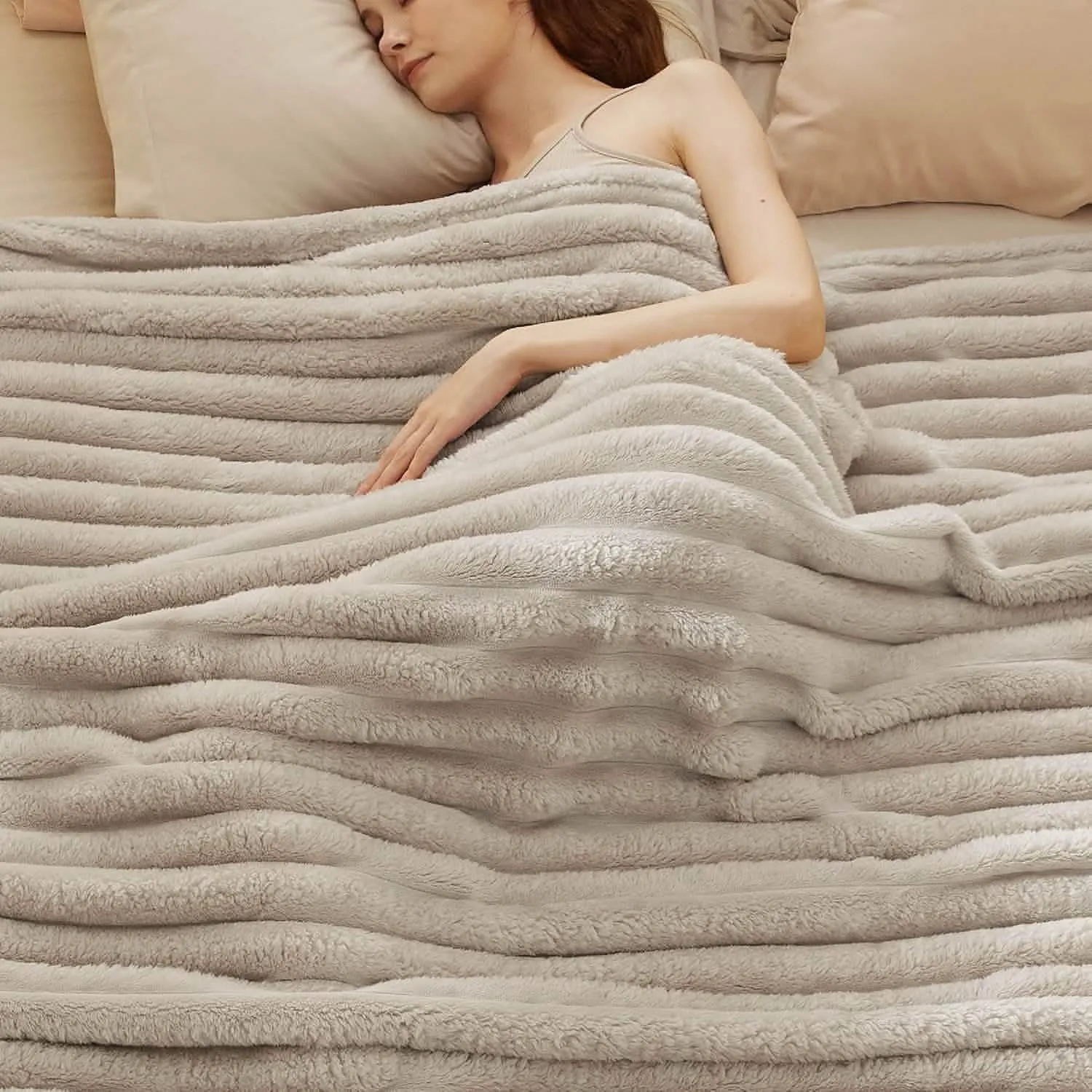 Bedsure Luxplush Striped Blanket