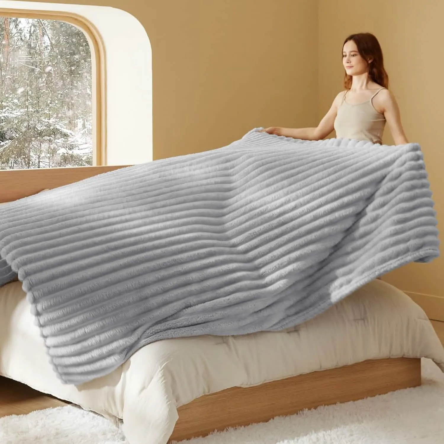 Bedsure Luxplush Striped Blanket