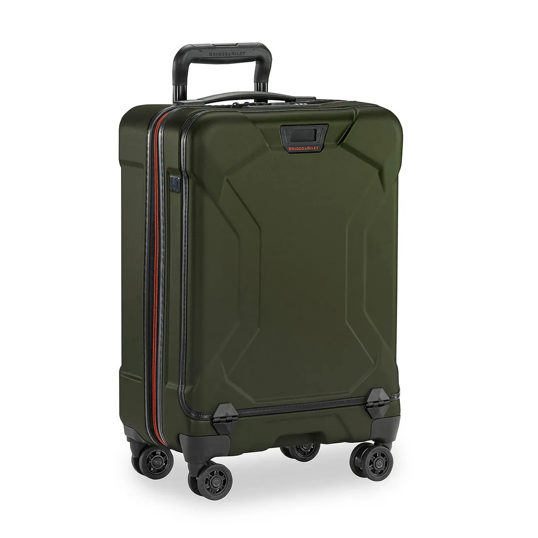 International 21" Carry-On Spinner - Torq Collection #QU221SP