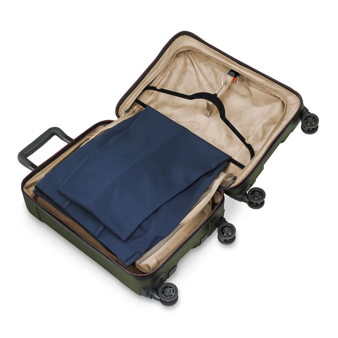 International 21" Carry-On Spinner - Torq Collection #QU221SP