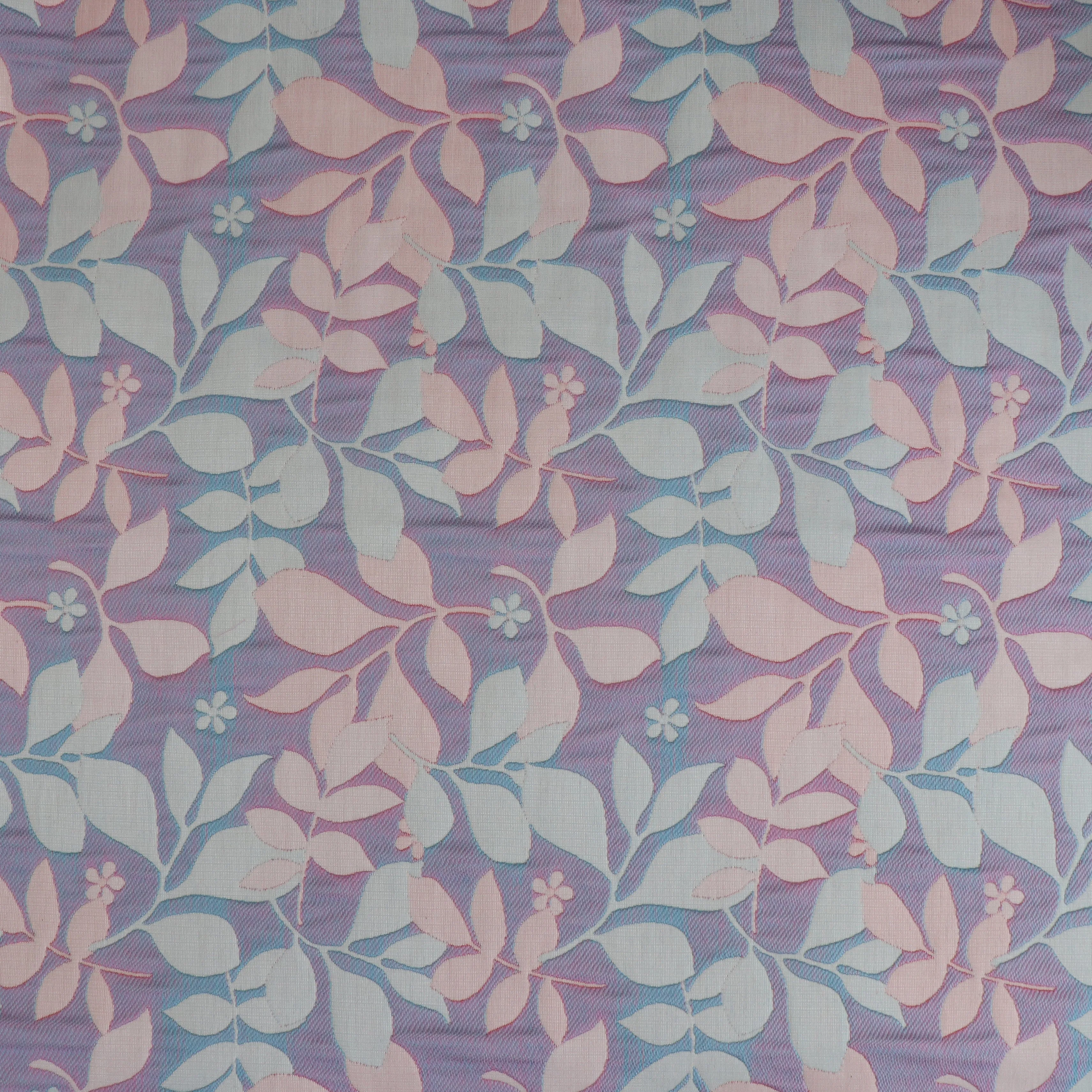 Jacquard Matelassé - Pastel Foliage