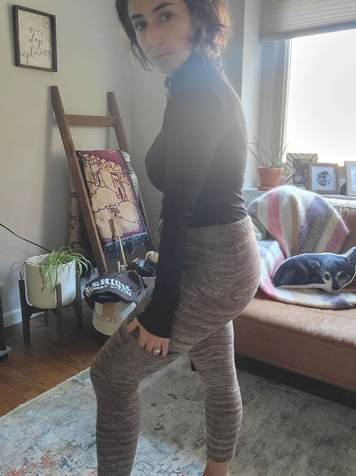 Janie Joggers - Knitting Pattern