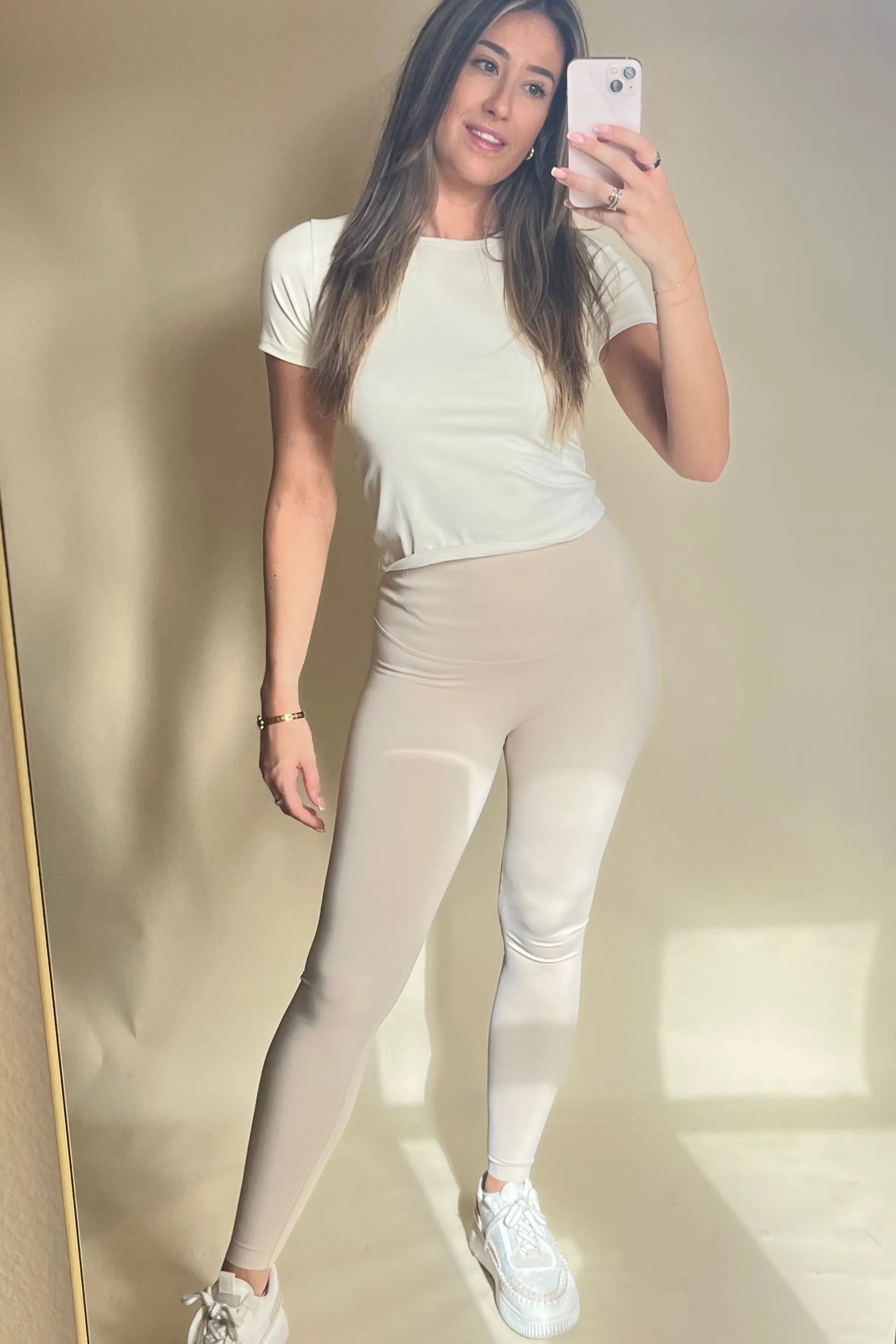 Light beige seamless leggings