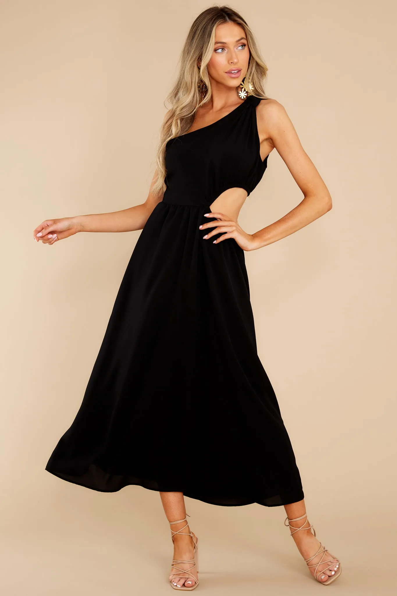 Lovely Dances Black Maxi Dress