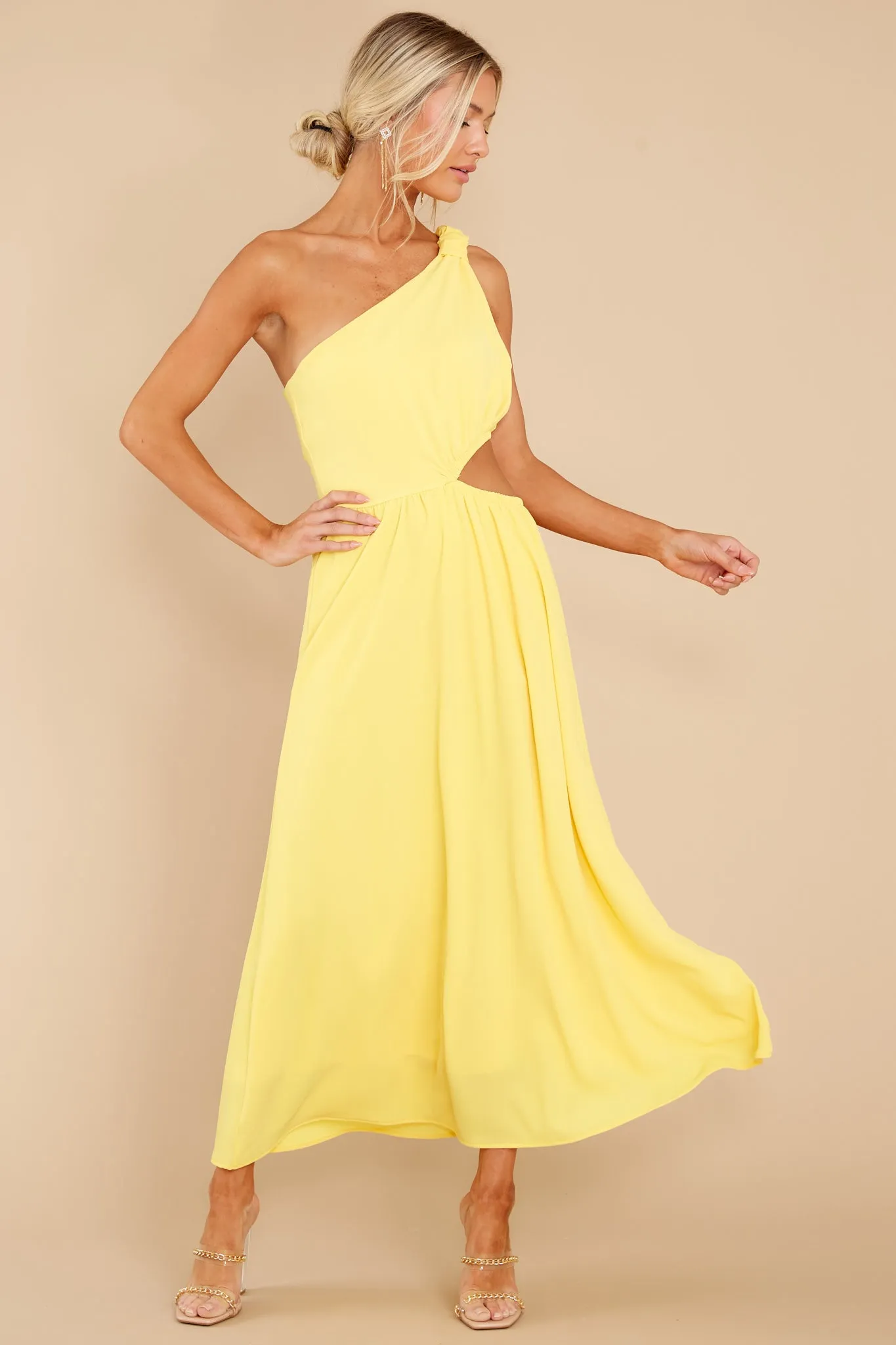 Lovely Dances Yellow Maxi Dress