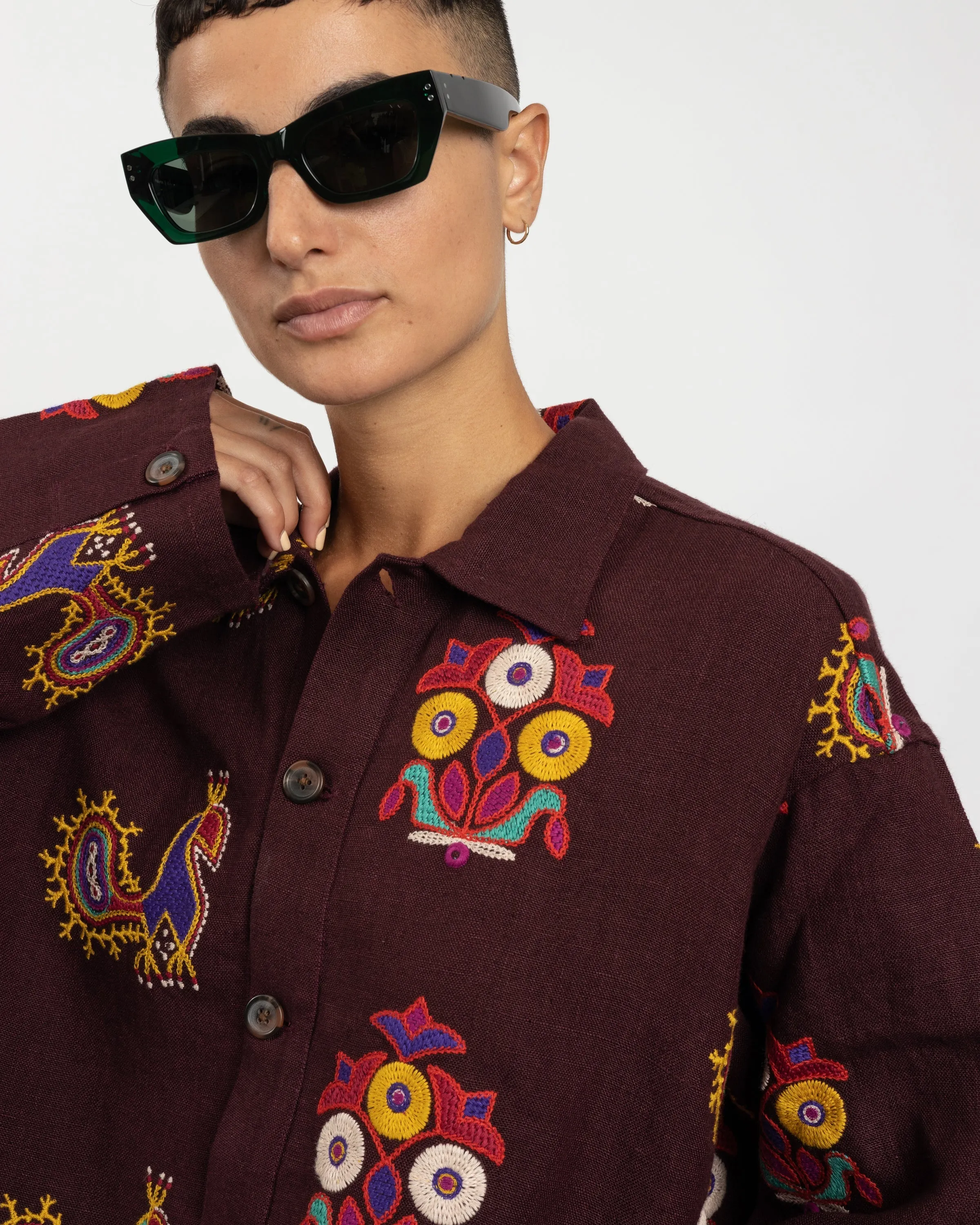 Peacock Pullover in Maroon/Multi