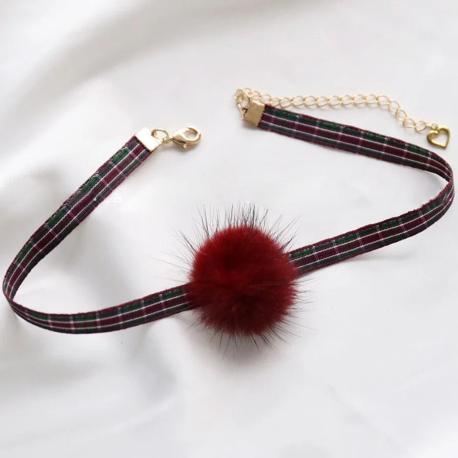 Plaid Retro Red Collar