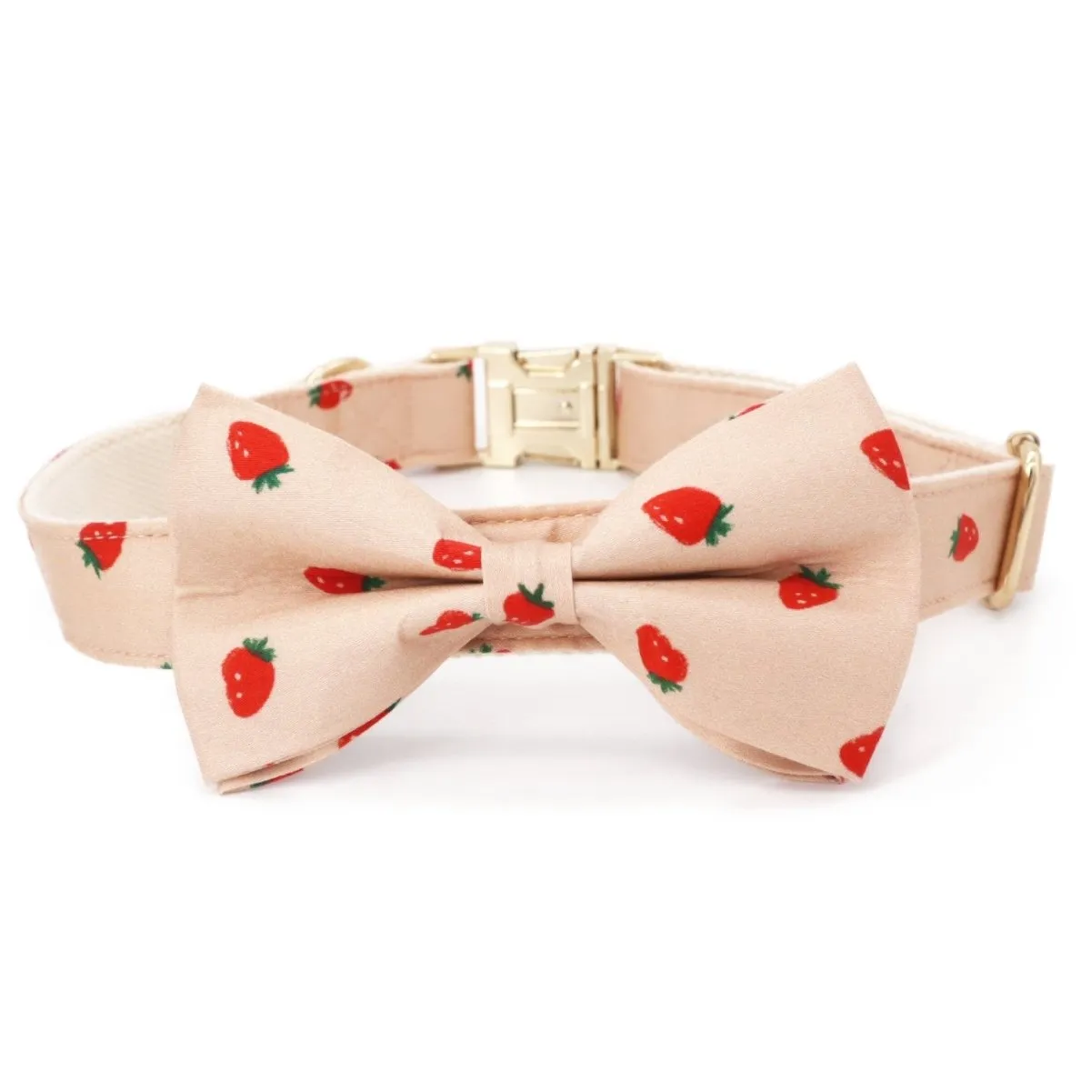 Strawberry Bowtie Unbreakable Collar™ & Leash Set