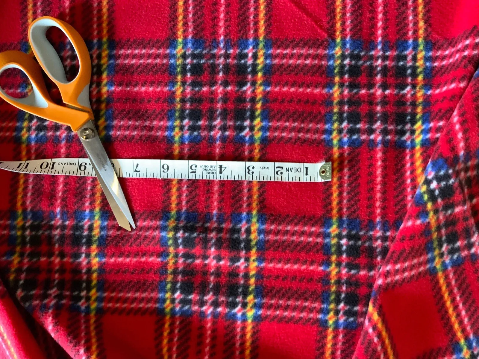 TARTAN PATTERN Polar Fleece  Fabric 170 gsm - 150 cms