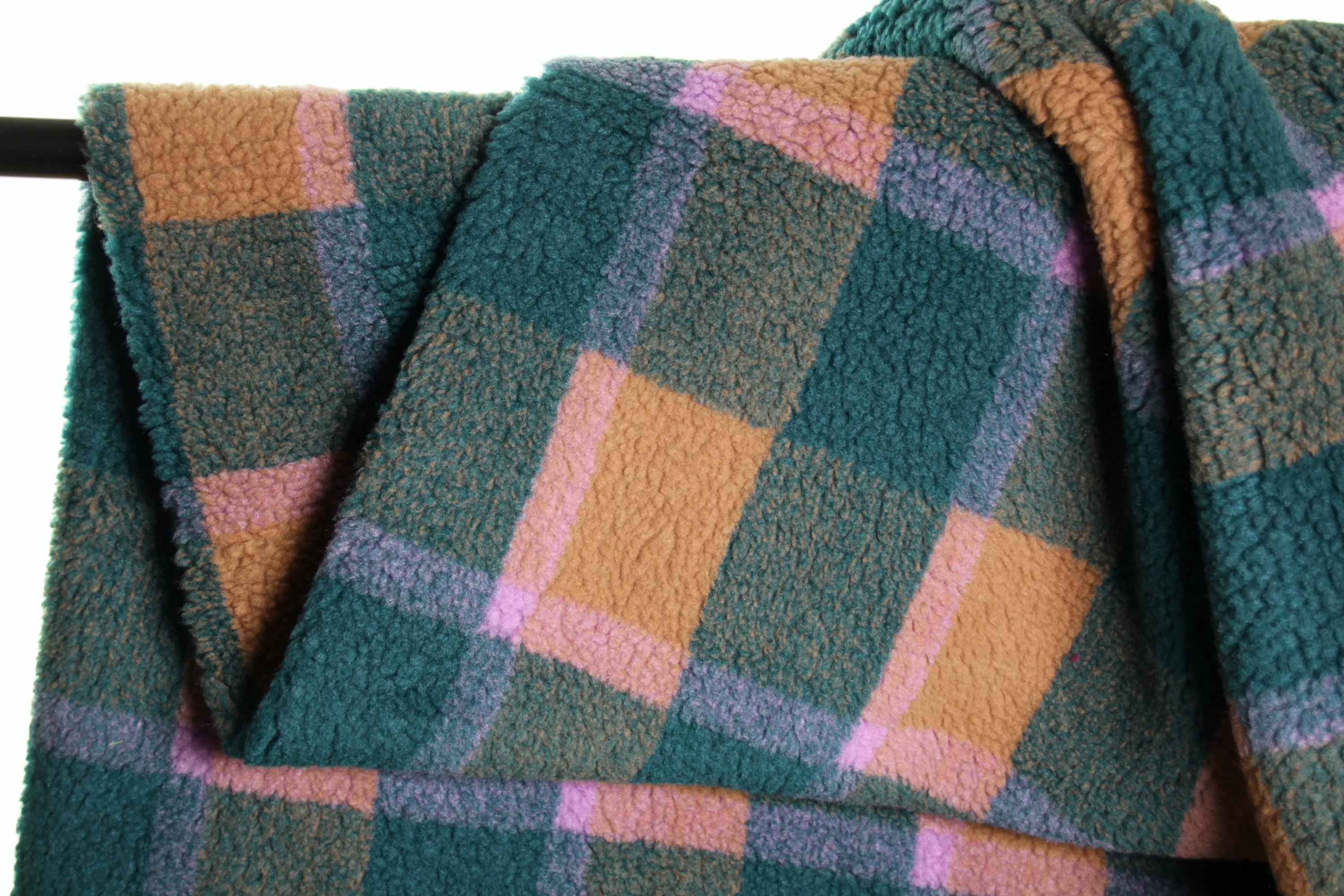 Teddy Fleece - Atelier Jupe - Green   Camel Check