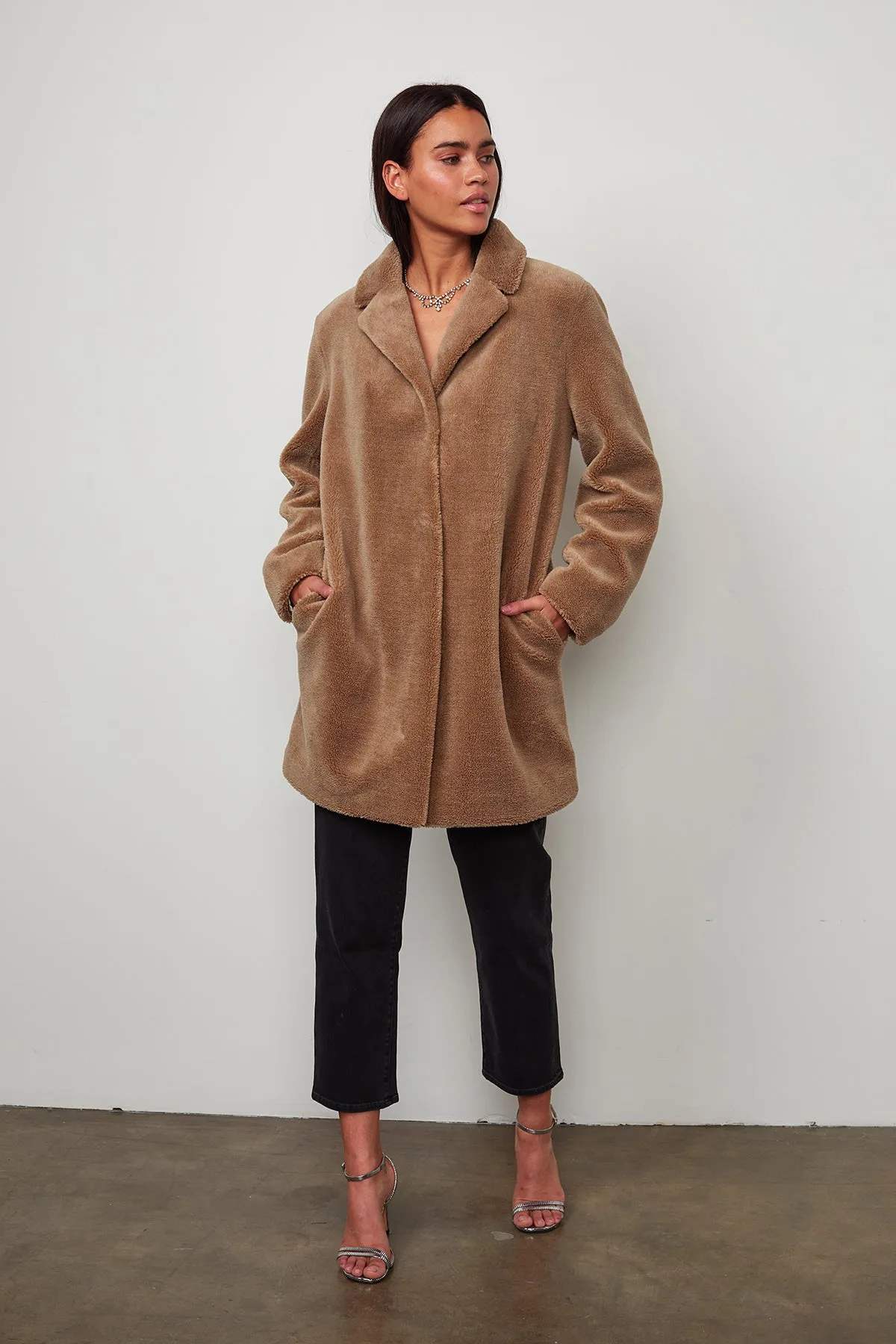 TRISHELLE LUX SHERPA OVERSIZED COAT