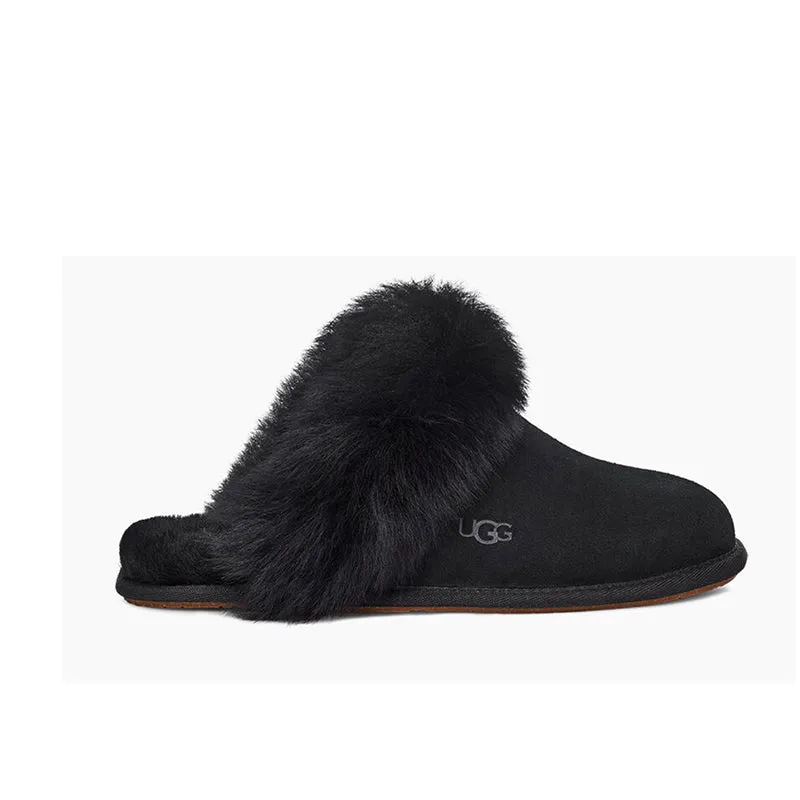 UGG Scuff Sis slippers in Black